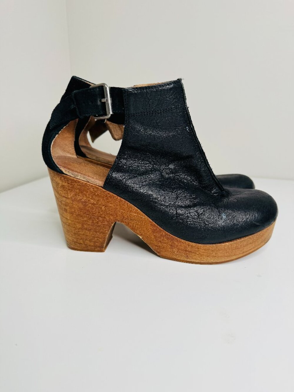 Free People Amber Orchard Black Leather Clog Platform Wooden Heels Womens EU40 U